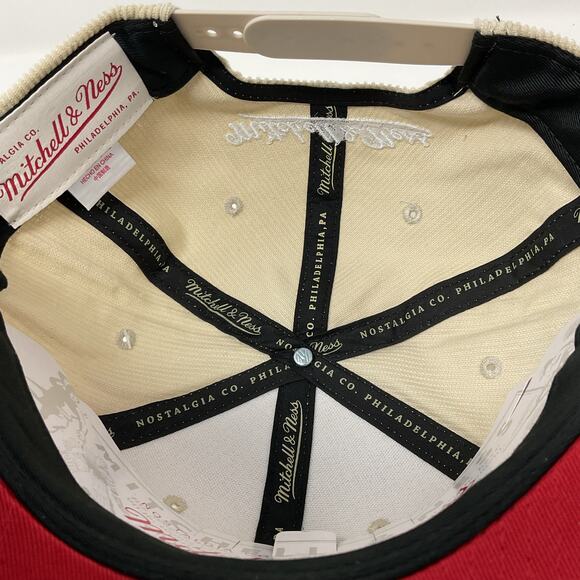 Mitchell & Ness Chicago Bulls Corduroy Snapback Off White Hat Cap NWT RED Brim - Picture 6 of 6